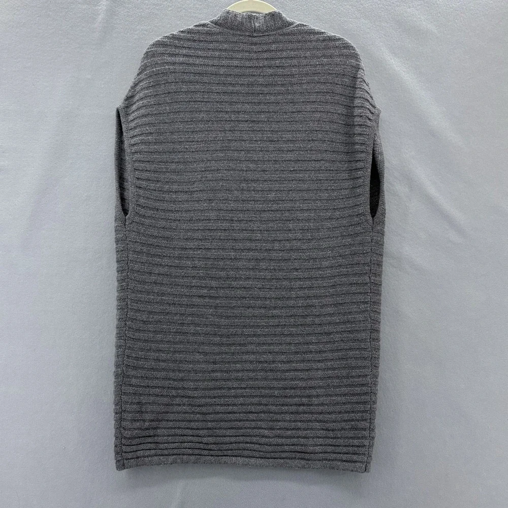 Chicos Size 0 Small Shimmer Long Open Front Sweater Vest Gray Boho Casual Staple